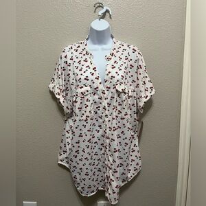 Women’s Blouse , white with cherries, size 3X.